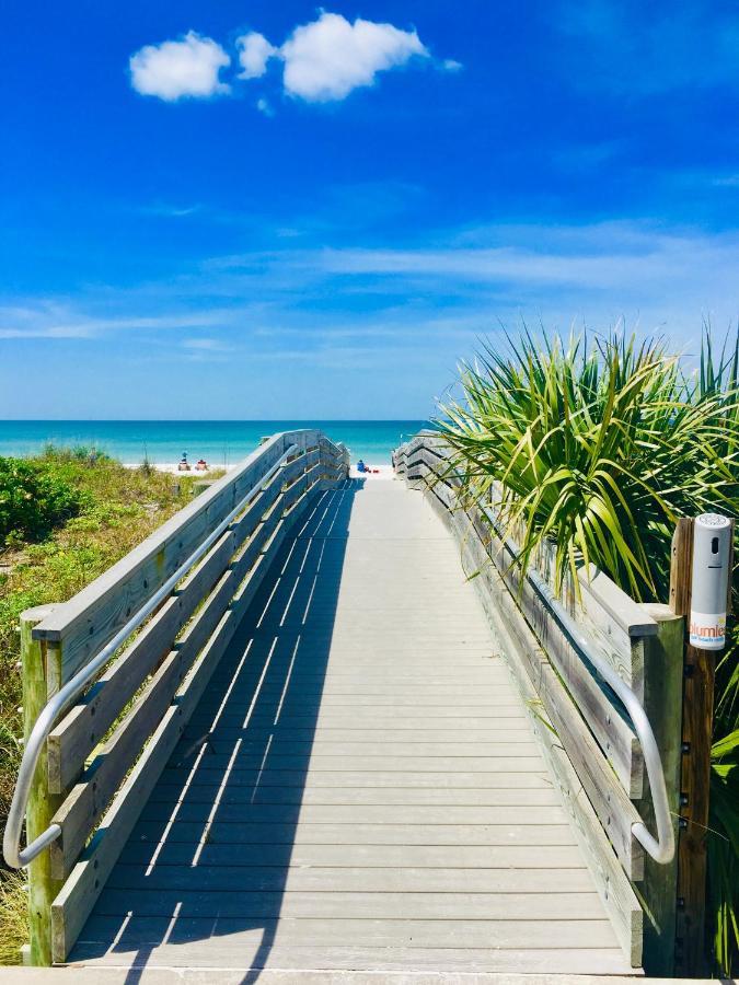 Apartment Tropical Blue Water Beachside 7 Clearwater Beach